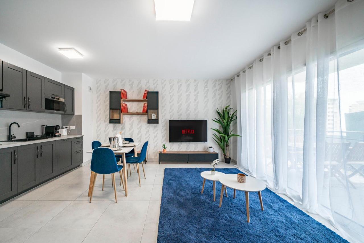 شقة Frontiere Monaco, Terrasse Vue Mer, Tour Odeon - Ap بوزولي المظهر الخارجي الصورة